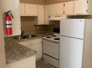 17830 Glendale St APT 7, Roseville, MI 48066