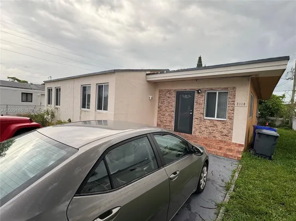 2110 Funston St, Hollywood, FL 33020