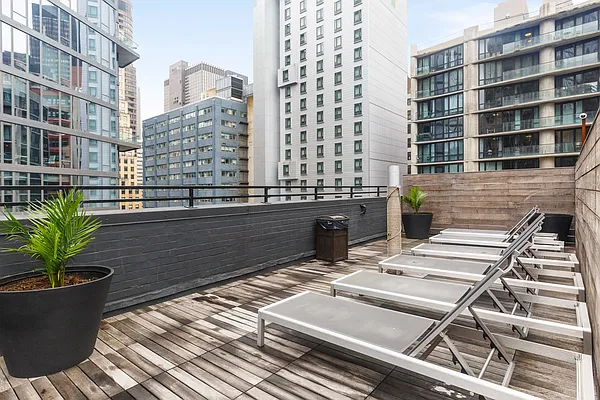 Rented by Dalan Rentals | media 10