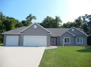 3360 S Crafters Ct, Bloomington, IN 47403