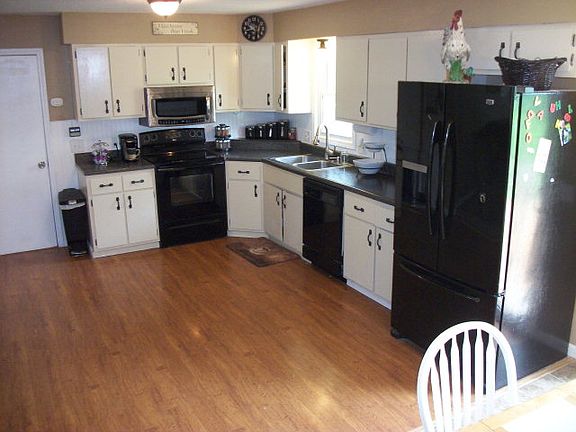 5th image of 1404 Cottage Lane Ave