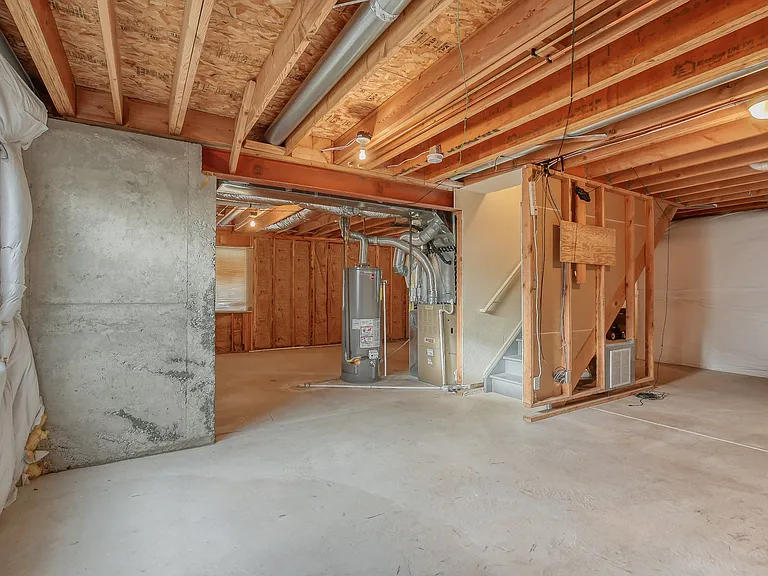 8310 Saddleman Rd — Photo 39