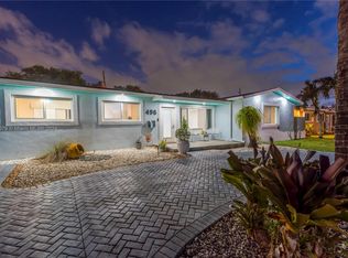 496 W 46th Pl, Hialeah, FL 33012