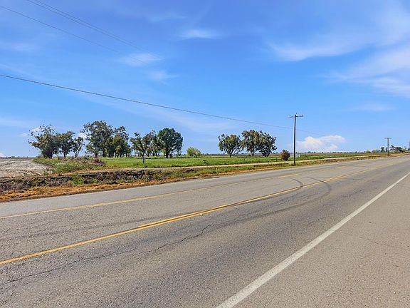 4th image of 2356 Erle Rd