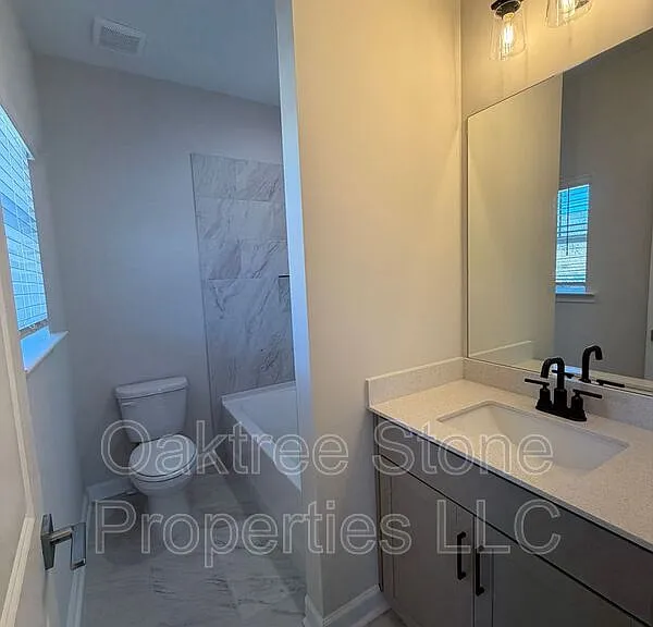 1971 Hollywood Rd NW — Photo 48