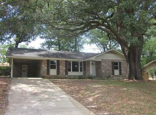 5458 Overlook Rd, Mobile, AL 36618