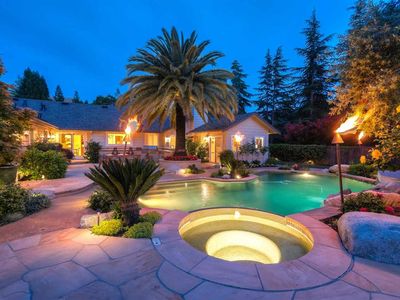 1 Magee Ct, Moraga, CA, 94556