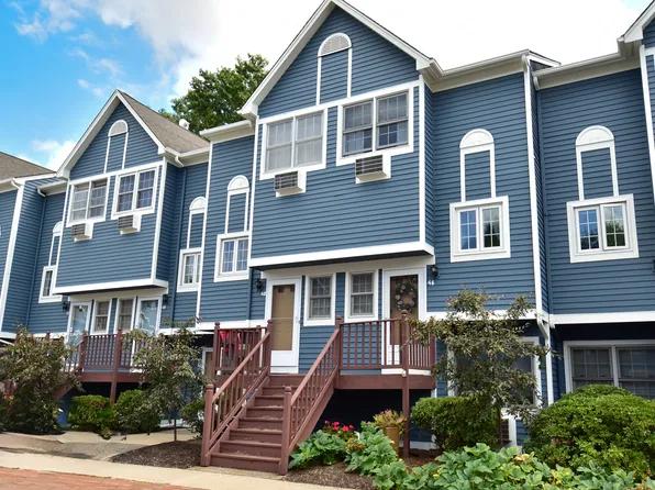 50 Pierce Street APT 46, Plainville, CT 06062