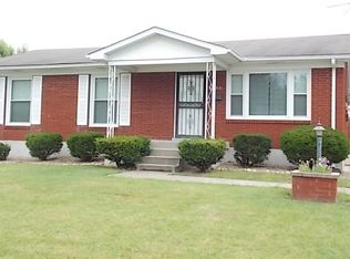 8209 Seaforth Dr, Louisville, KY 40258