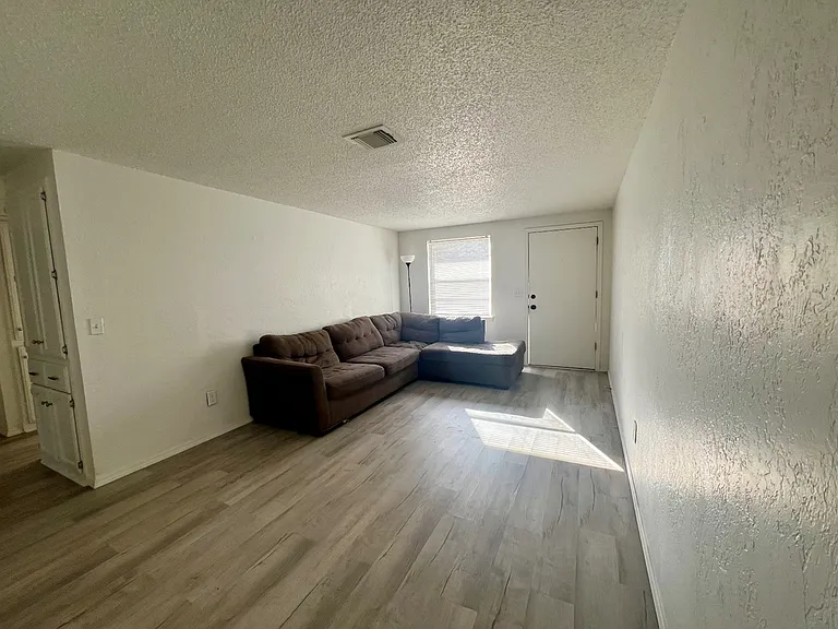4217 SE 48th Ter — Photo 4