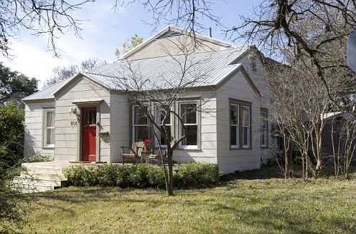 1st image of 808 Wayside Dr