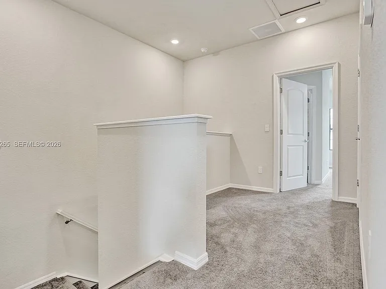 2202 S Appleton Cir S — Photo 17