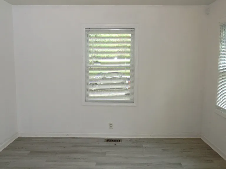 1036 N Fork Dr #A — Photo 2