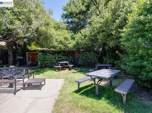 1486 Adeline St, Oakland, CA 94607