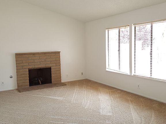 2nd image of 3740 Lemonwood Cir