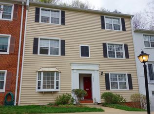 4637 28th Rd S #C, Arlington, VA 22206