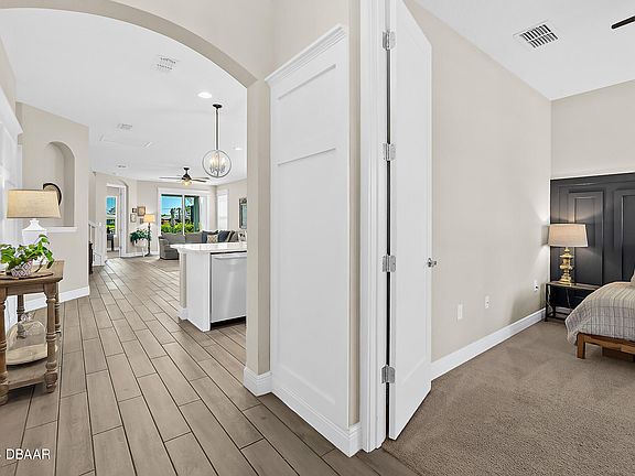4th image of 219 Venetian Palms Blvd