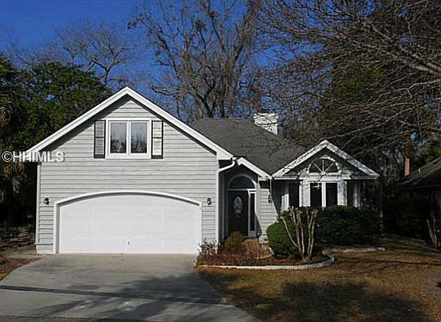 1st image of 4 Royal Pointe Dr