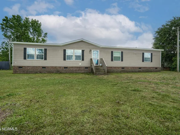 5498 Temperance  Hall Road, Elm City, NC 27822