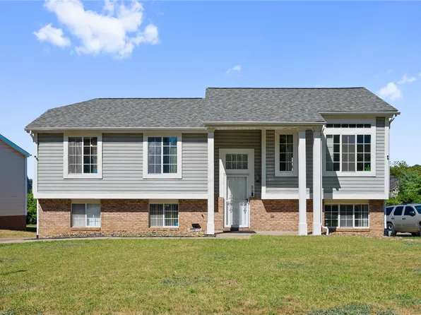 32 Parklane Dr, Pittsburgh, PA 15208