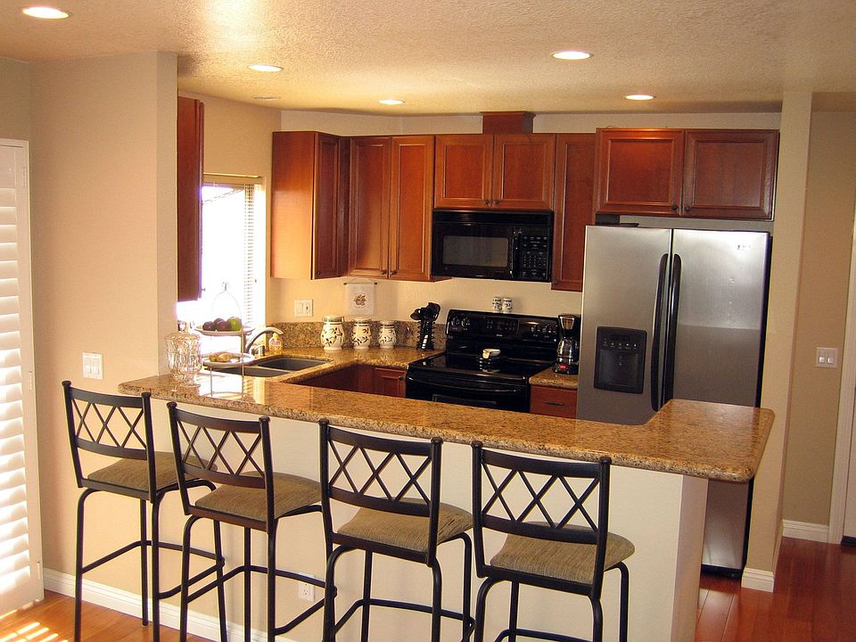 Remodeled Kitchen with Granite