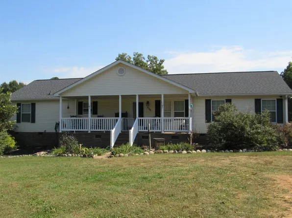 830 River Rd, Cowpens, SC 29330