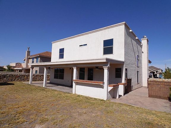 3rd image of 1295 Hidden Bend Pl