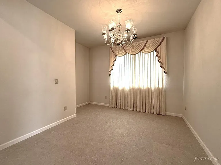 186 El Rancho Dr — Photo 5