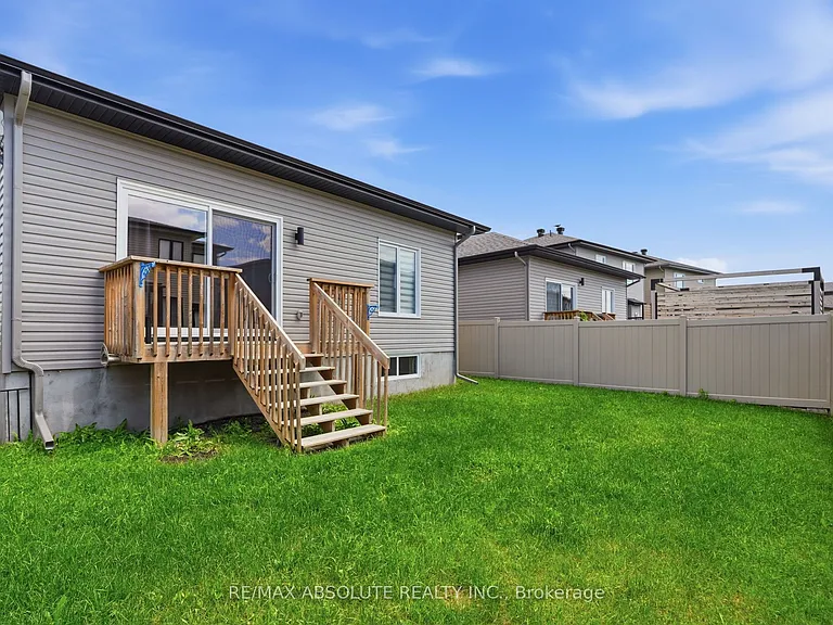 399 Sterling Ave — Photo 24