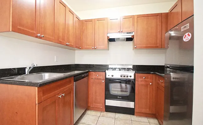 Rented by EXR | media 24