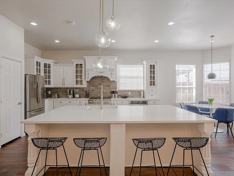 2620 Bordeaux Dr — Photo 10