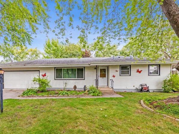 9010 61 1/2 Ave N, New Hope, MN 55428