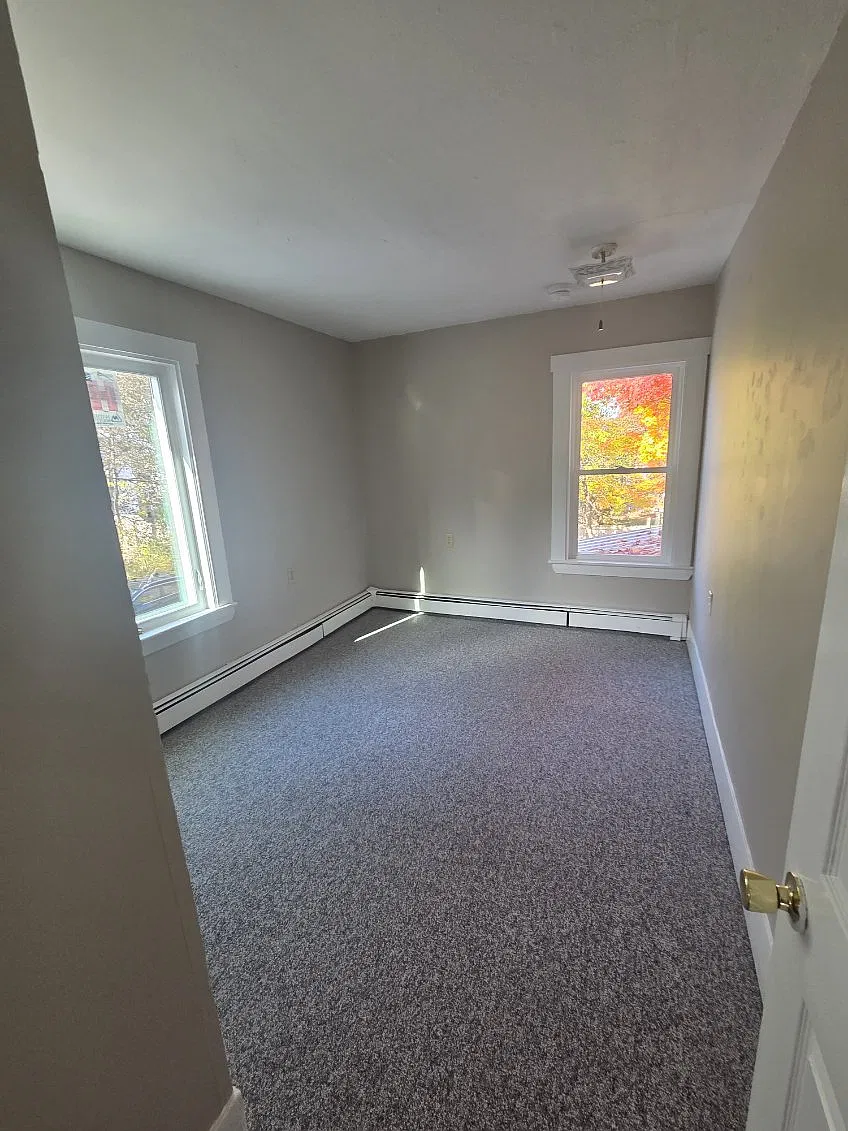 2 bed, $1,600 — Photo 3