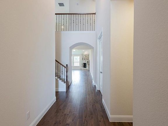 2nd image of 2116 Harmony Pier Ln