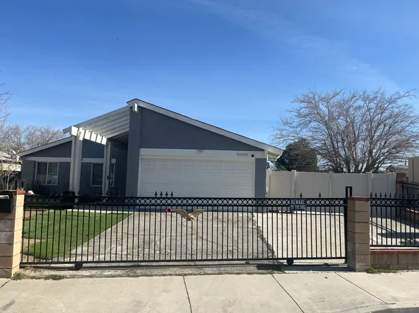 42810 Yew St, Lancaster, CA 93536