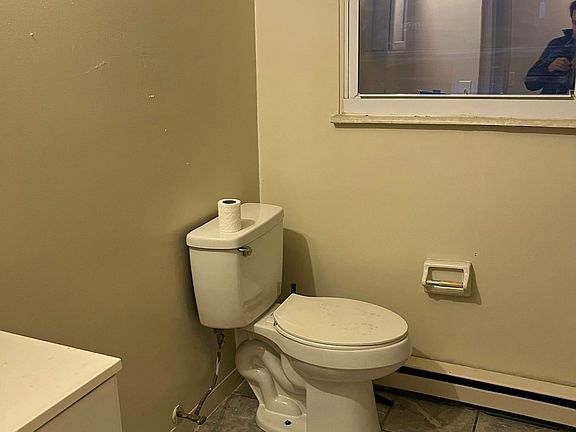 3rd image of 2062 Hickorydale Dr