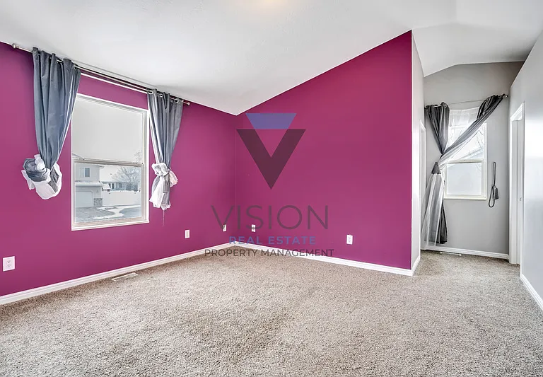 8766 S 4870 W — Photo 4