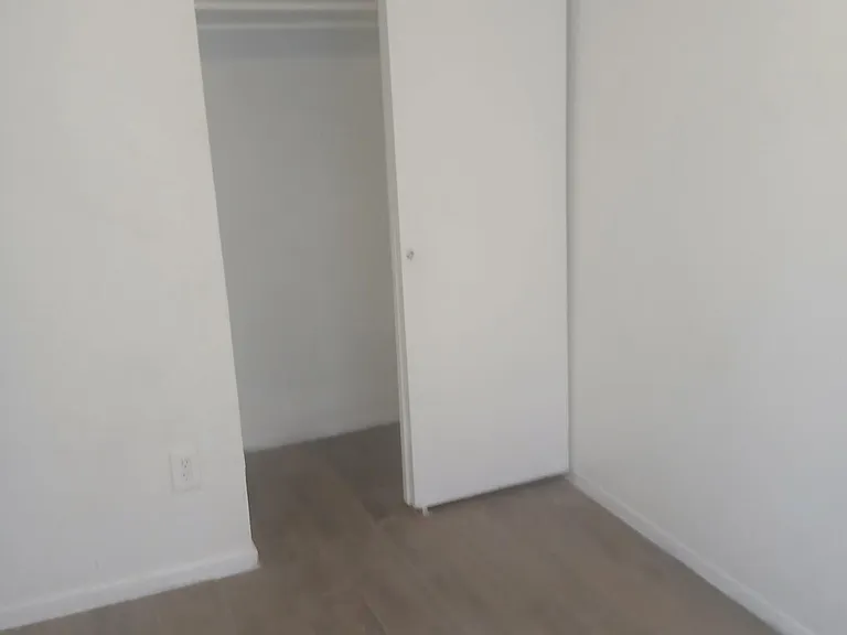 6057 Morning Glory Cir — Photo 4
