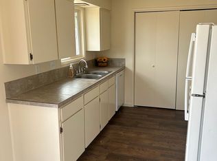 1208 Newberg Hwy #103-A, Woodburn, OR 97071