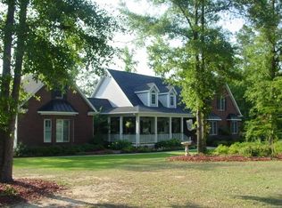 115 Chatham Lake Ln, Cheraw, SC 29520