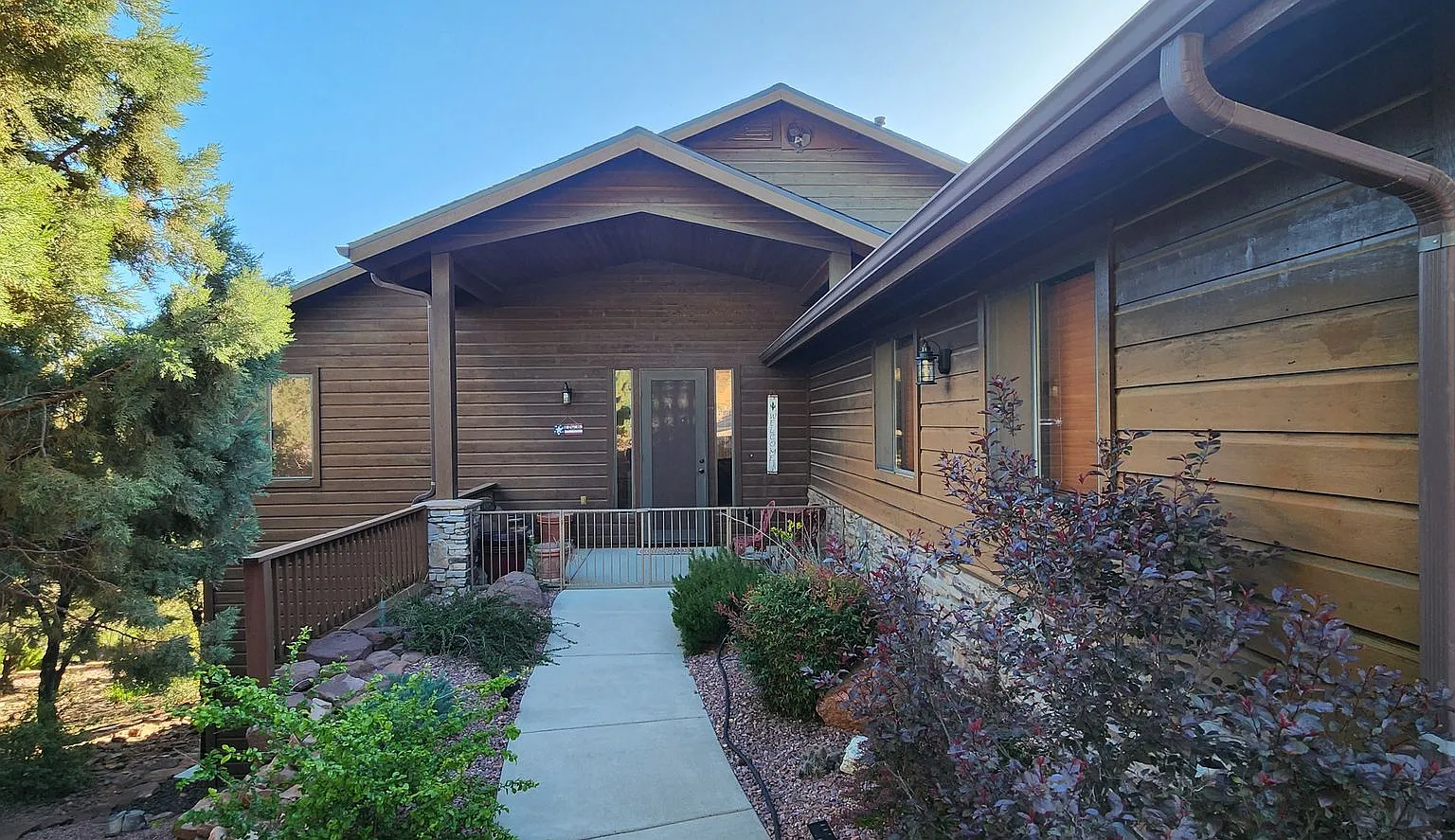 Beautiful Veiws From This Spacious Four Bedroom Home! — Photo 1