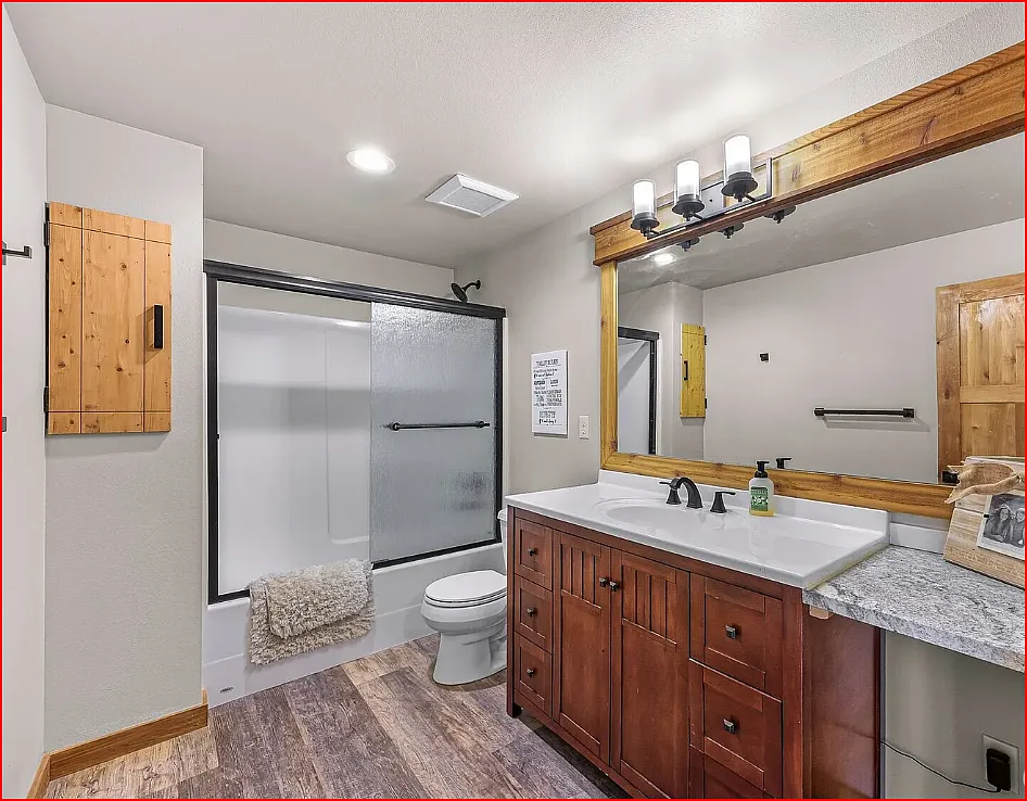 308 W Montana Ave — Photo 4