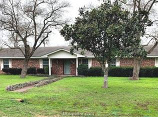 508 Cedar St, Rosebud, TX 76570