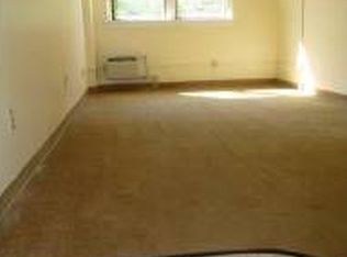 4720 Centre Ave APT 1E, Pittsburgh, PA 15213