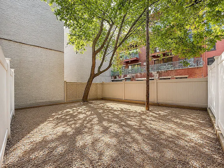 720 De Kalb Ave #8 — Photo 6
