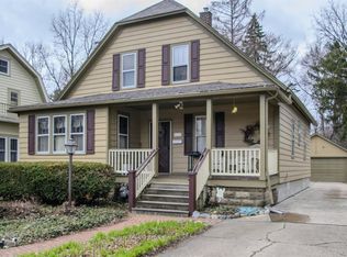 219 Oakwood Ave, Ypsilanti, MI