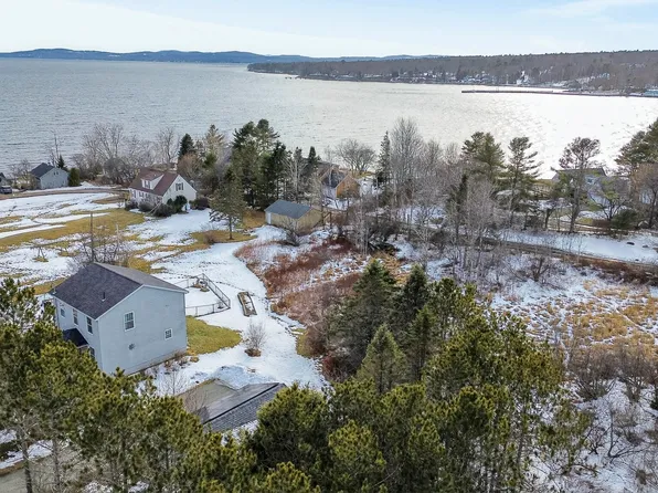 8 Summer Street, Searsport, ME 04974