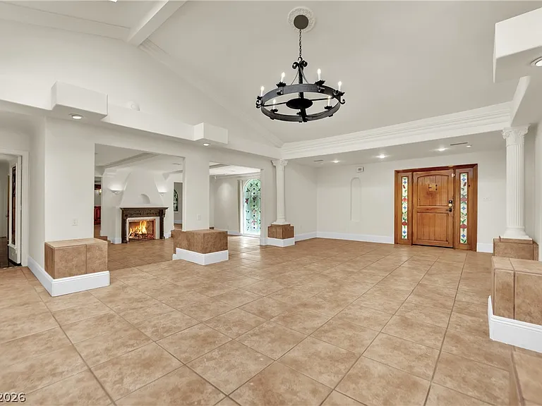 1250 Shadow Ln — Photo 9