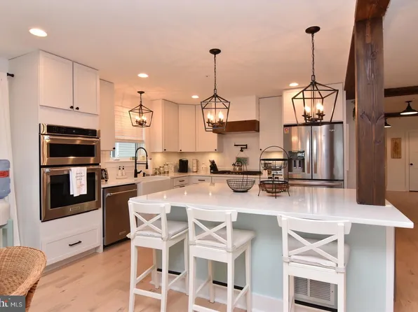 103 Ocean Dr, Ocean City, MD 21842