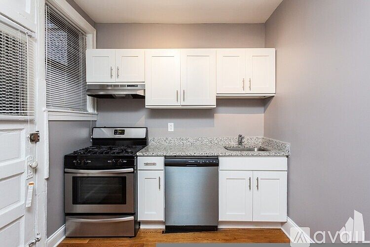 1st image of 622 W Stratford Pl #32-1S